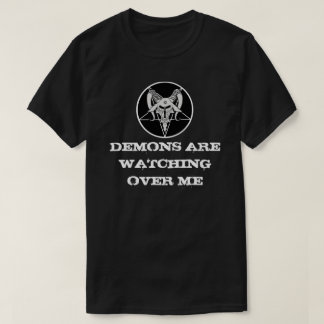 Demoner håller ögonen på över mig skjortan tee shirt