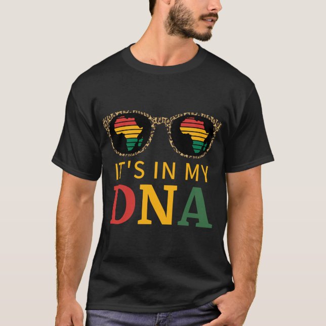 Den 10:e i min DNA-Afrika Leopard Black Hist T Shirt (Framsida)