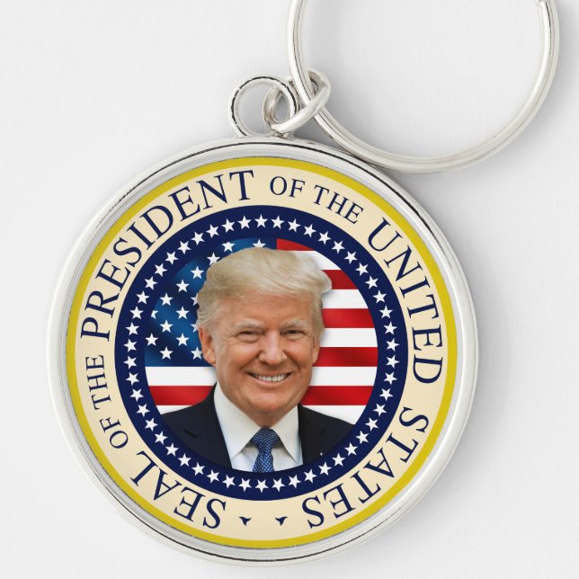 Den 47:e presidenten Trump vann 2024 Rund Silverfärgad Nyckelring (Framsidan)