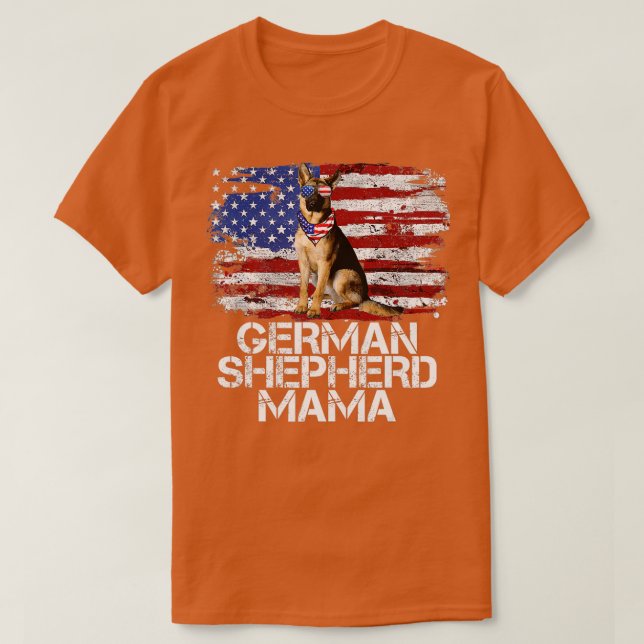 Den 4 juli 2010 Tyska shepherd MAMMA AMERICAN FLAG T Shirt (Design framsida)