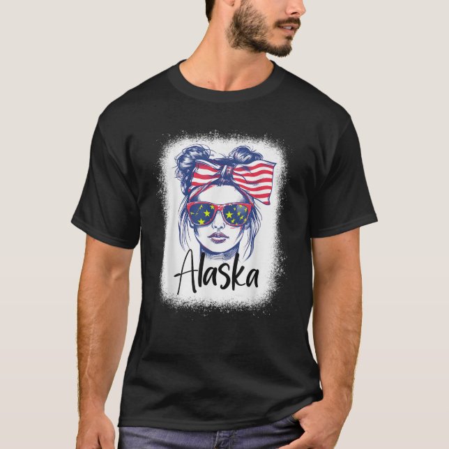 Den 4 juli 2011: Messy Bun Alaska Flagga State Gir T Shirt (Framsida)