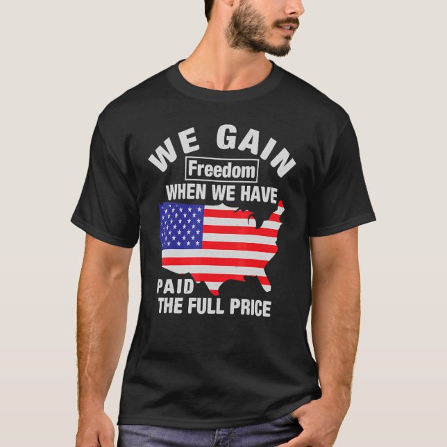 Den 4 juli får vi frihet när vi har Betalat T Shirt (Framsida)