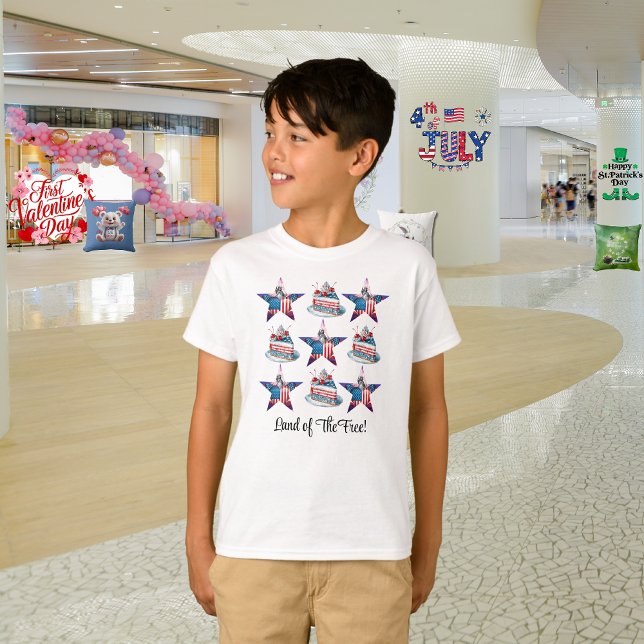 Den 4 juli "Land of the Free" T-Shirt (Skapare uppladdad)
