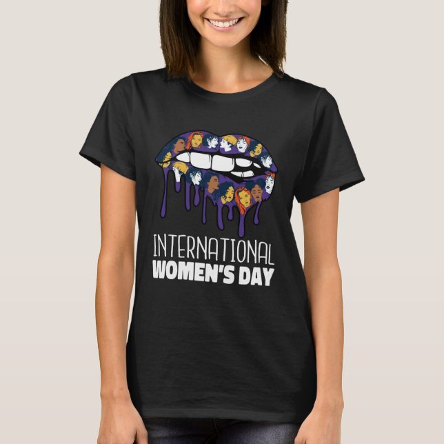 Den 8 mars 2023 i Internationell T Shirt (Framsida)