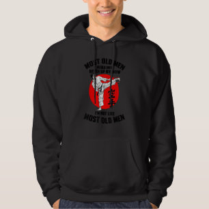 Den äldsta Manar skulle ha gett upp vid Karat 1 Hoodie