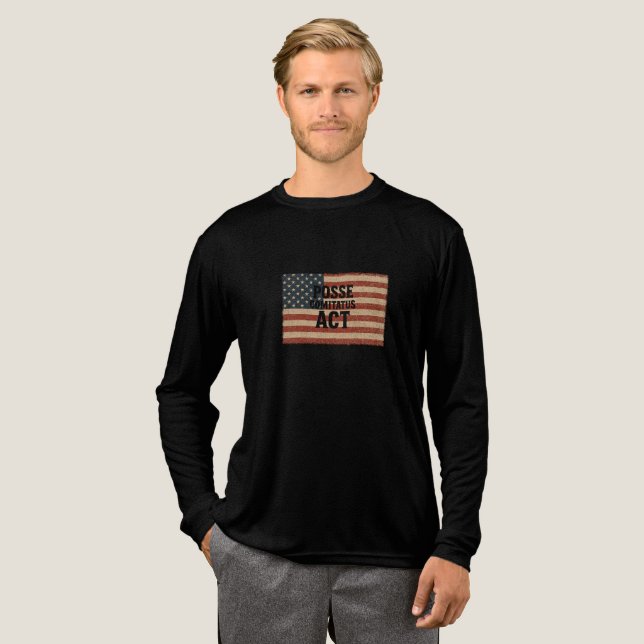 Den amerikanska Flagga med Posse Comitatus Act T Shirt (Hel framsida)