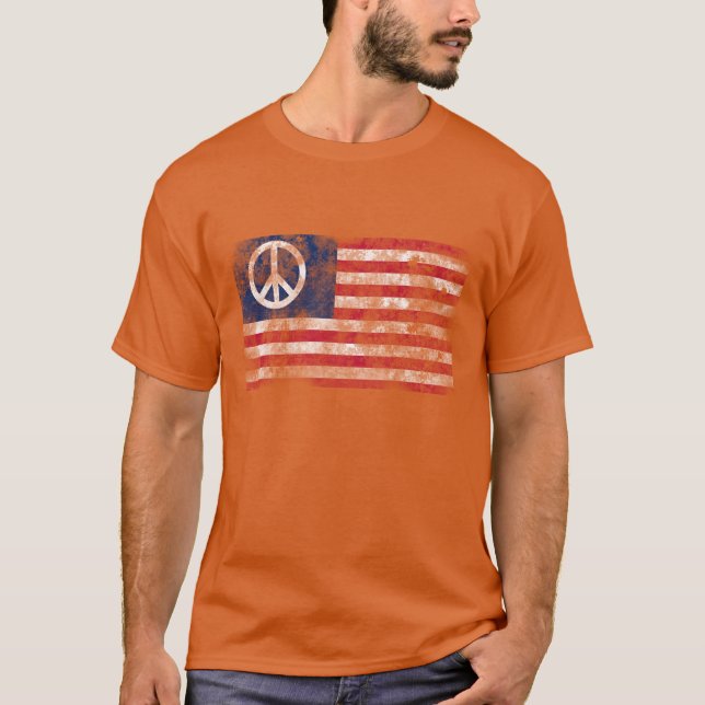 Den amerikanska Flagga- och fredssymbolen, utarmad T Shirt (Framsida)