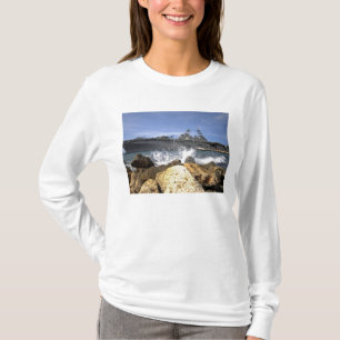 Den amphibious anfallfrakten USS Kearsarge Tee Shirt