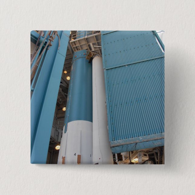 Den andra fasta raketmotorn flyttat i pla knapp (Framsida)