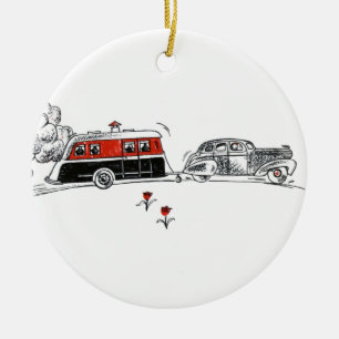 Den antika den RV-camparen och bilen som drar Julgransprydnad Keramik
