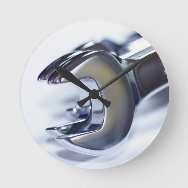 Den automatiska väggen tar tid på rund klocka (Framsida)