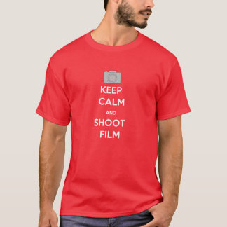 Den behållalugn och foren filmar tee shirt