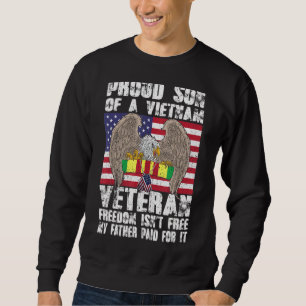 Den berömde sonen till Vietnams veteranfrihet är i Lång Ärmad Tröja