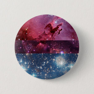 Den bisexuella nebulaflagga klämmer fast knapp