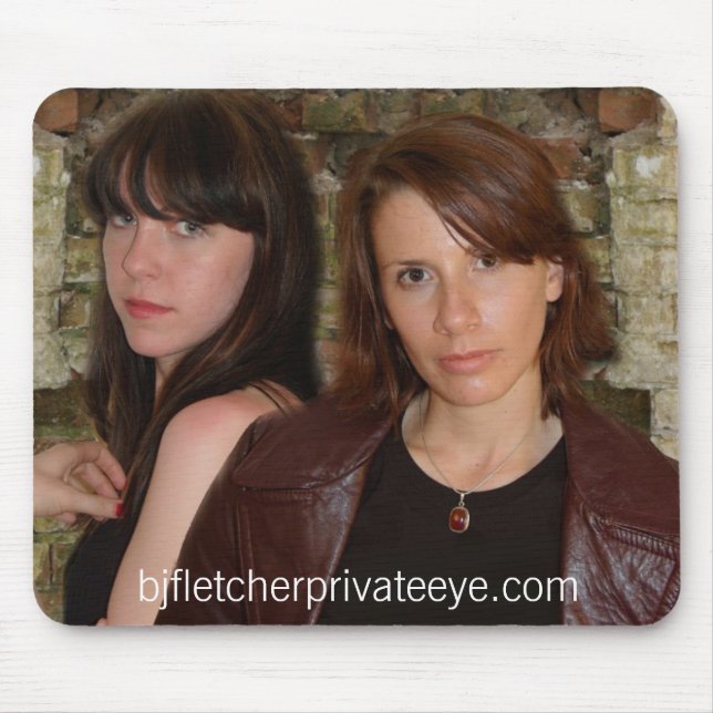 den bjfletcherprivateeye.com musen vadderar musmatta (Framsidan)