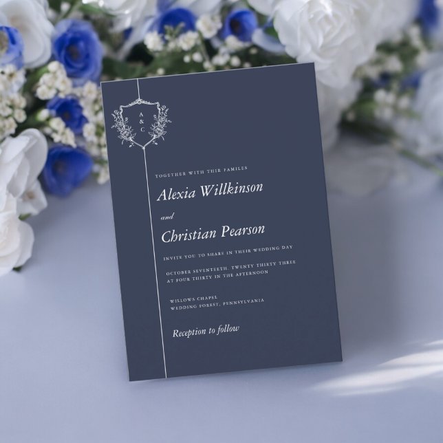 Den blå traditionella vita vapenskölden bröllop inbjudningar (navy blue with white text crest wedding invitation , simple stylish wedding , tie the knot in style )