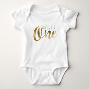 Den bohemiska chic vilden ett   stam- guld t-shirt
