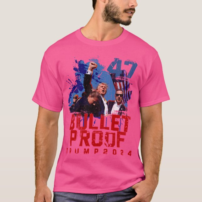 Den bulletstäta trumpen 2024 Assination Trump Rall T Shirt (Framsida)
