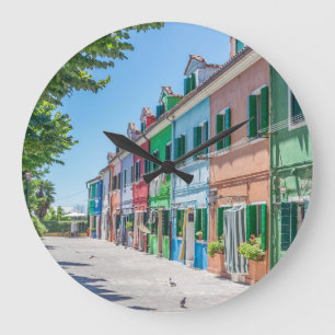 Den Burano husväggen tar tid på Stor Klocka