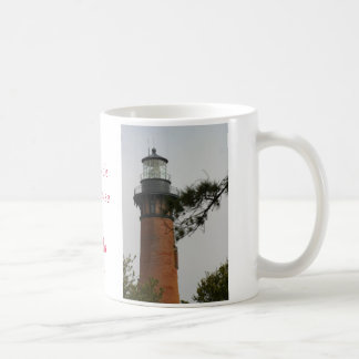 Den Currituck fyren på den Corrola stranden Kaffemugg