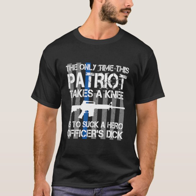 Den enda gången som patrioten tar knä t shirt (Framsida)