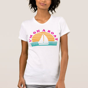 Den ensamma ön på ett fartyg t-shirt