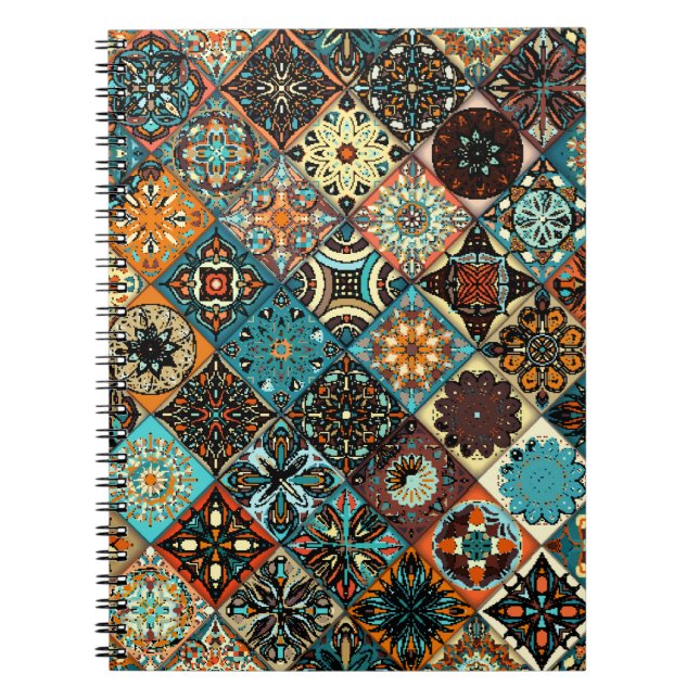Den etniska blommigten mandala, sömlös mönster. Fä Anteckningsbok (Framsidan)
