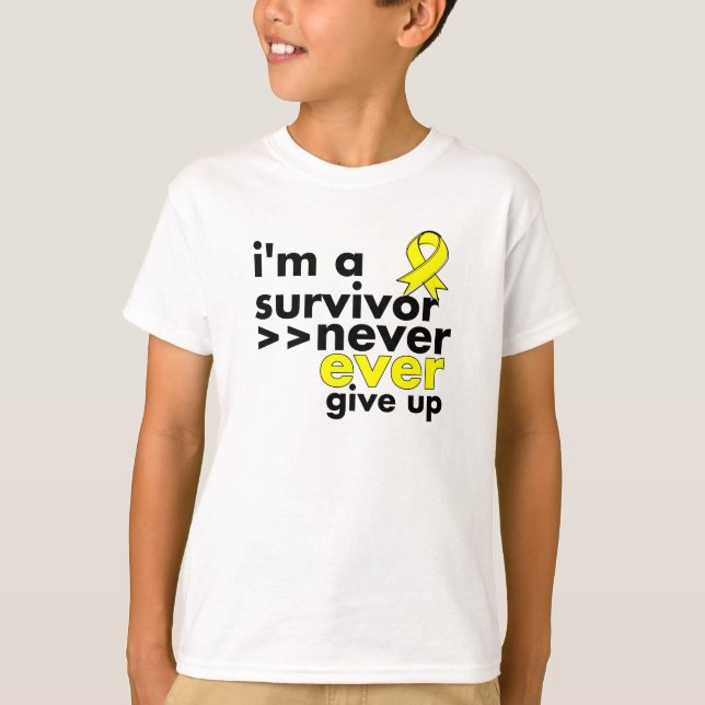 Den Ewing Sarcomaöverlevanden ger sig aldrig upp T Shirt (Framsida)