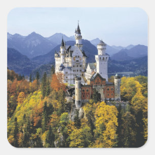Den fantasifulla Neuschwanstein är en av tre Fyrkantigt Klistermärke