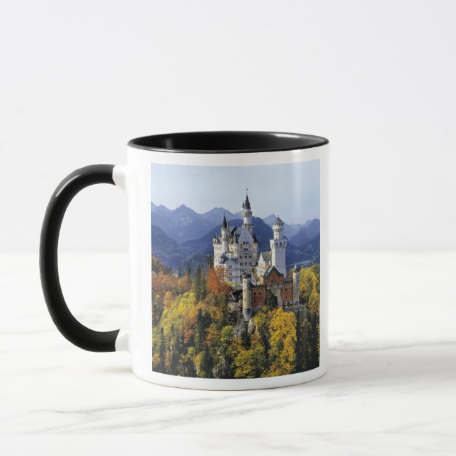 Den fantasifulla Neuschwanstein är en av tre Mugg (Vänster)