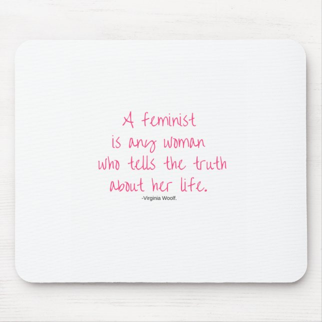 Den feministiska musen vadderar musmatta (Framsidan)