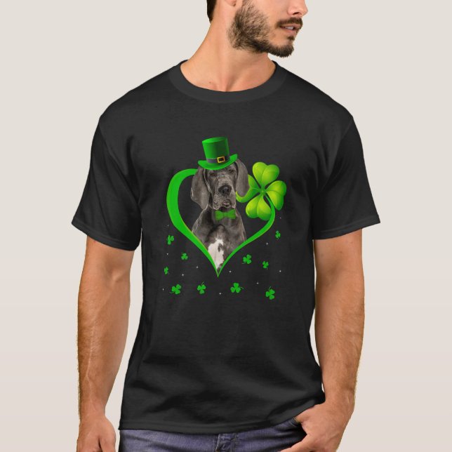 Den finne Puppy Shamrock Dane Hund St. Patrick's D T Shirt (Framsida)