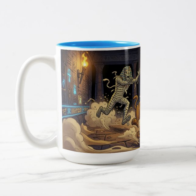 Den Flyende Trion: Mummyjakt Mugg (Vänster)