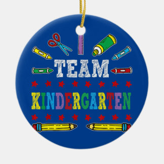 Den första dagen i skolteamet Kindergarten-läraren Julgransprydnad Keramik