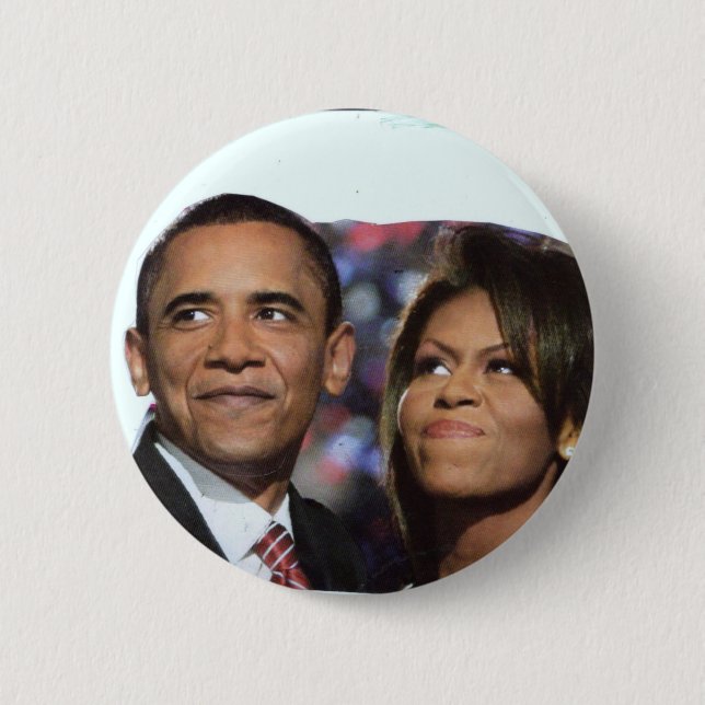 Den första familjen knäppas knapp (Framsida)