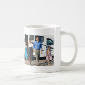 Den första familjen, Obama turnerar Kaffemugg