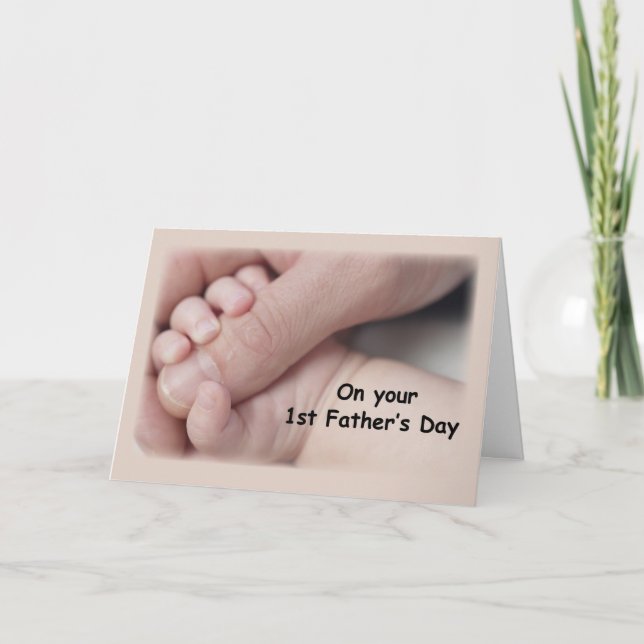 Den första fars dag baby räcker den hållande tumen kort (Framsida)
