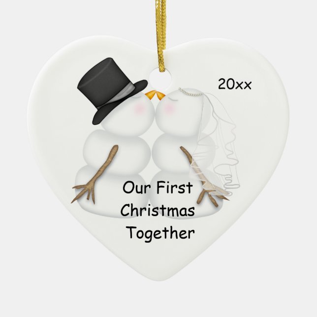 Den första SNÖGUBBEN för jul KOPPLAR IHOP Julgransprydnad Keramik (Framsidan)