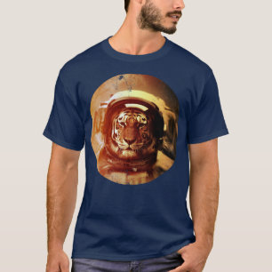 Den första tigern vid Måne T Shirt