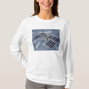 Den frambragda datoren beskådar 2 t shirt