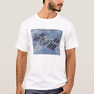 Den frambragda datoren beskådar 3 tee shirt