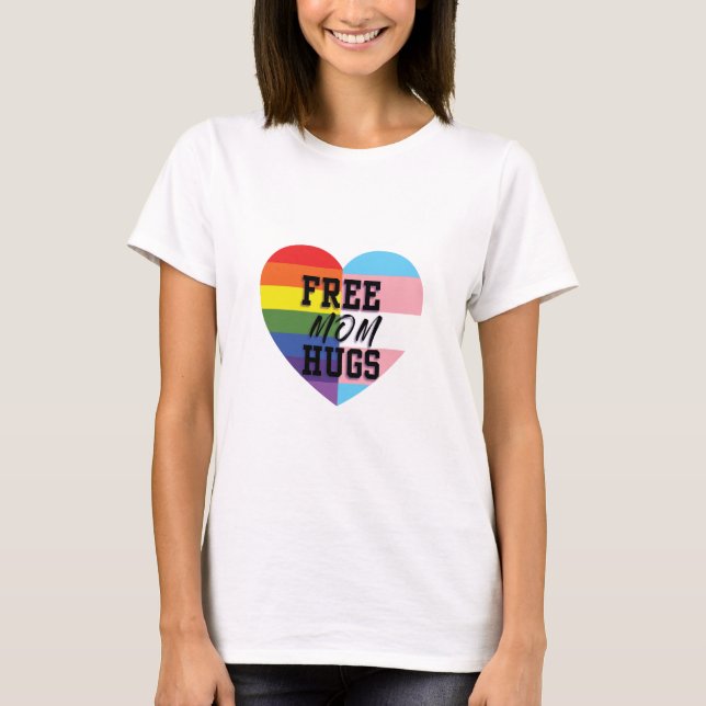 Den fria mamman kramar kvalitets- godor för LGBTQ T Shirt (Framsida)