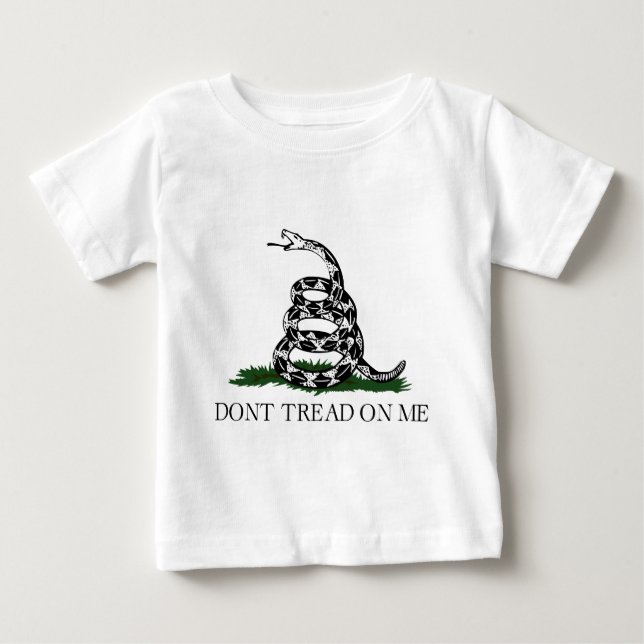Den Gadsden flagga "går inte på mig ", T Shirt (Framsida)