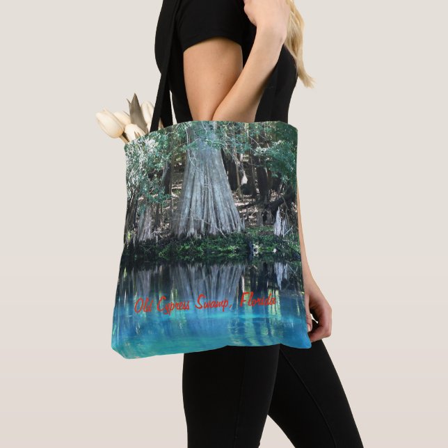 Den gamla cypress-reflektionen Träd Vår Tote Bag Tygkasse (Närbild)