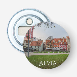 Den gamla staden Riga på hösten Flasköppnare