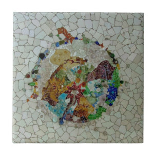 Den Gaudi mosaiken belägger med tegel Kakelplatta