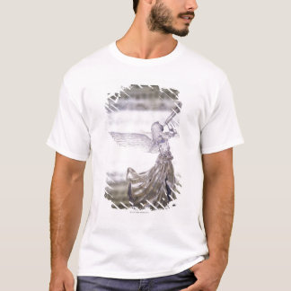 Den Glass ängeln som leker trumpeten och, avbildar Tee Shirt