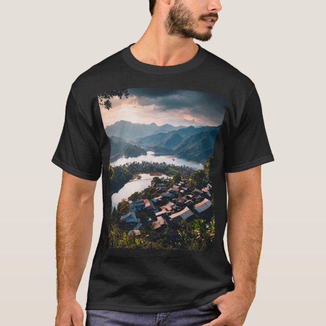 Den Gömt Gem-byn T Shirt (Framsida)