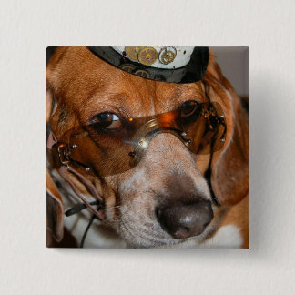 Den gotiska BeagleSteampunk hunden knäppas Knapp