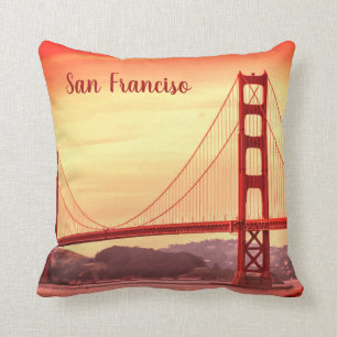 Den guld- grinden överbryggar i San Francisco Kudde
